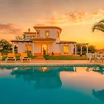 Villa Muriwai - Elegante Moradia Com Bbq E Piscina Aquecível - *